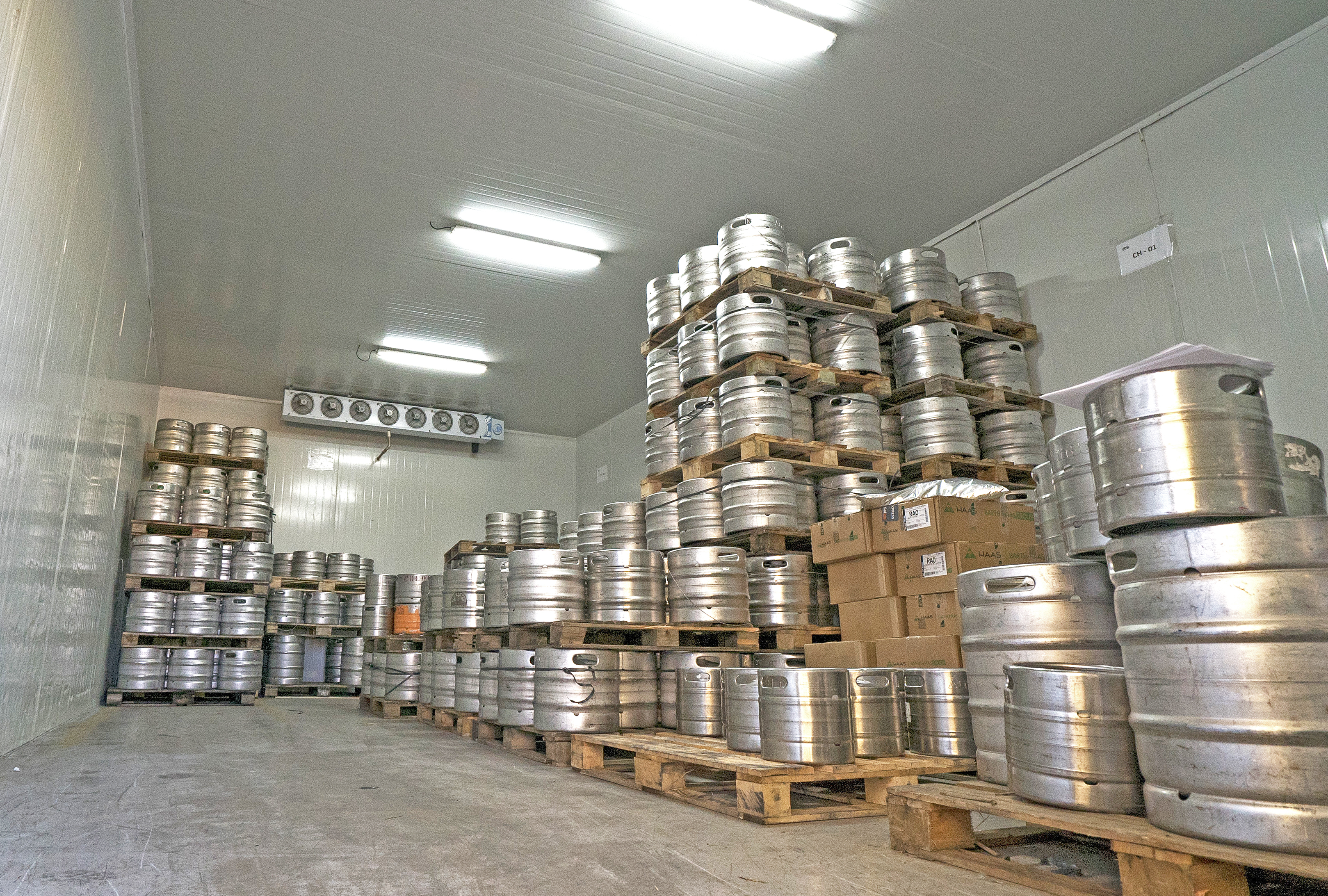 Câmara fria de grande porte par armazenamento de cerveja e chopp
